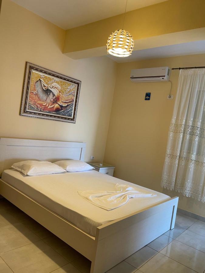 Oni'S Apartments Sarandë Exteriér fotografie